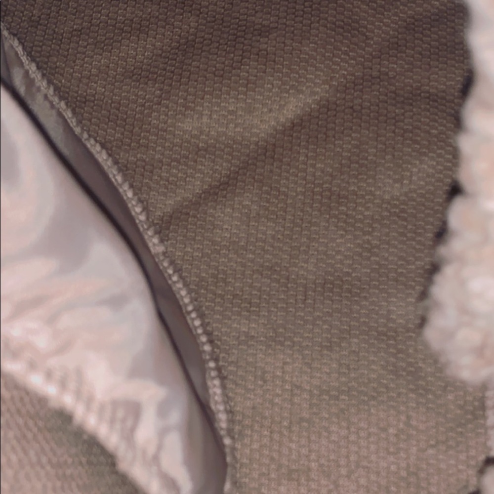 Fuzzy jacket - Picture 5 of 6